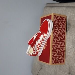 Vans Old Skool red checkerboard